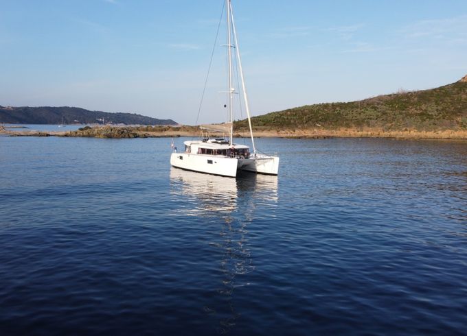 Lagoon 450 F