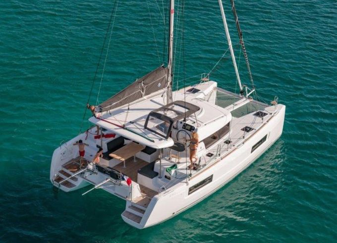 Lagoon 40