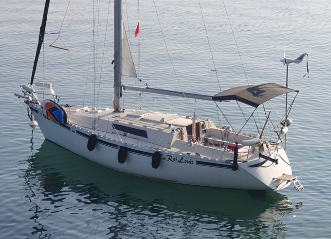 Bénéteau First 35