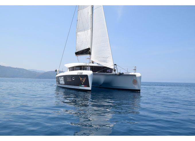 Lagoon 42