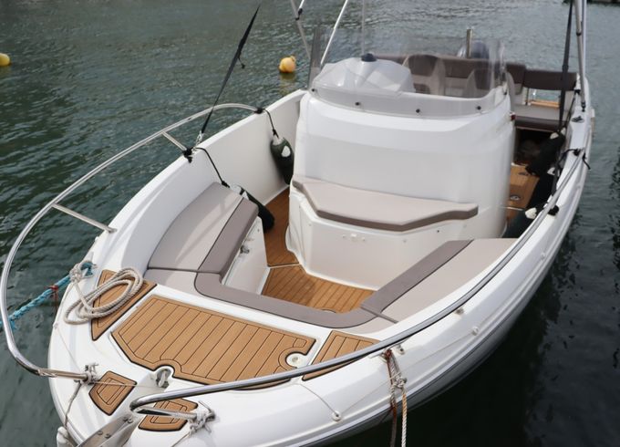 Jeanneau CAP CAMARAT 6,5 CC Style