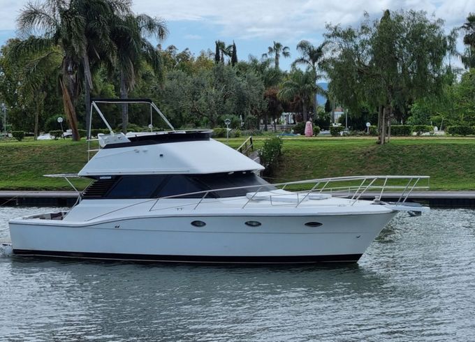 Uniesse 42 fly
