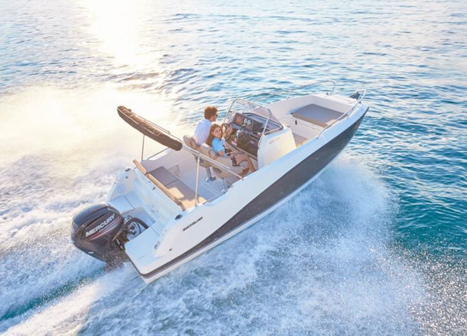 Quicksilver Activ 605 Open