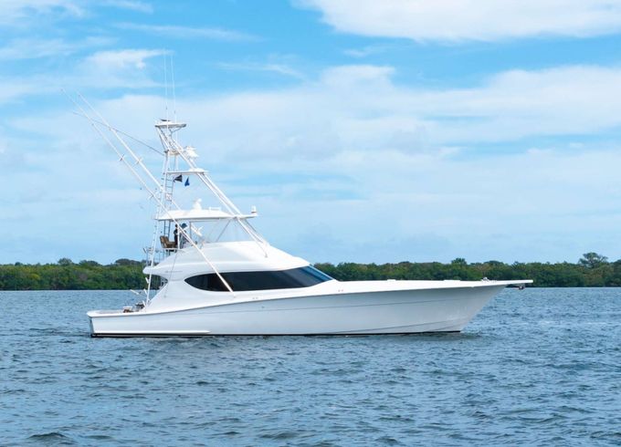 Hatteras Steel Grove