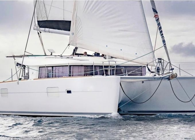 Lagoon 400