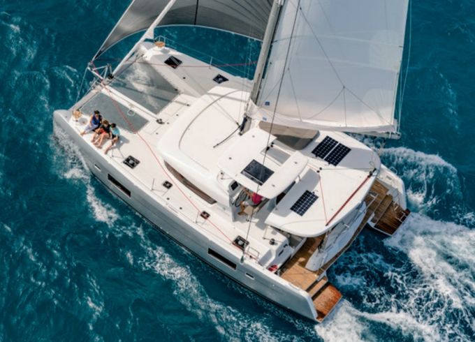 Lagoon 42