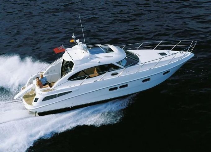 Régal Commodore 38