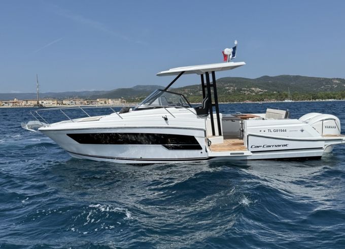 Jeanneau Cap Camarat 9.0 WA