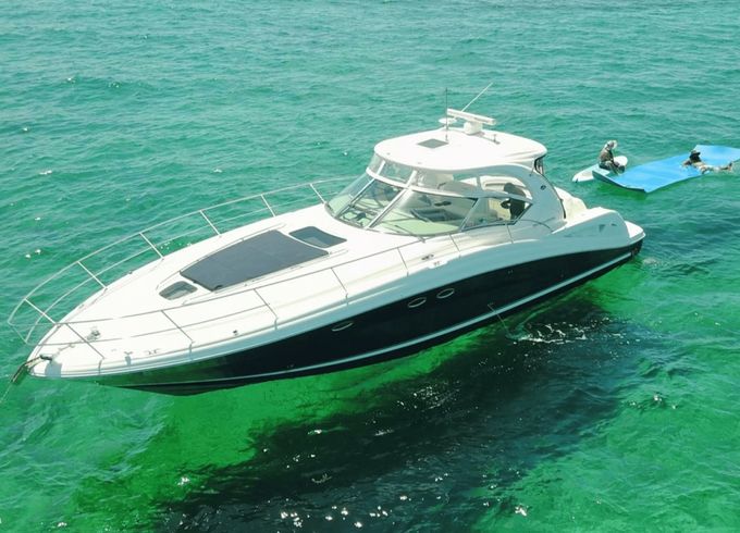 Sea Ray 42
