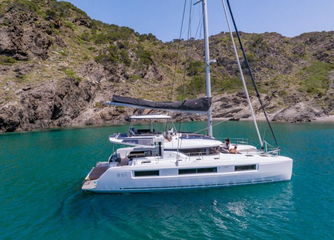 Lagoon 51