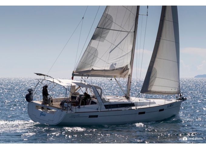 Bénéteau Oceanis 45
