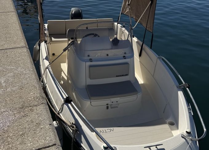 Quicksilver Activ 505 Open