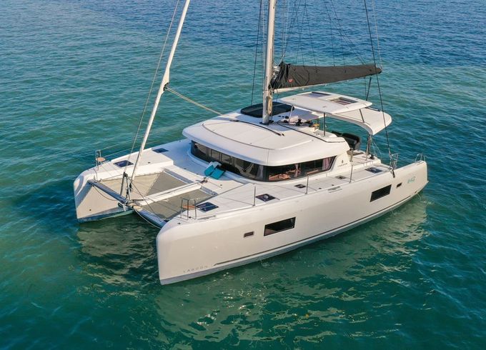 Lagoon 42