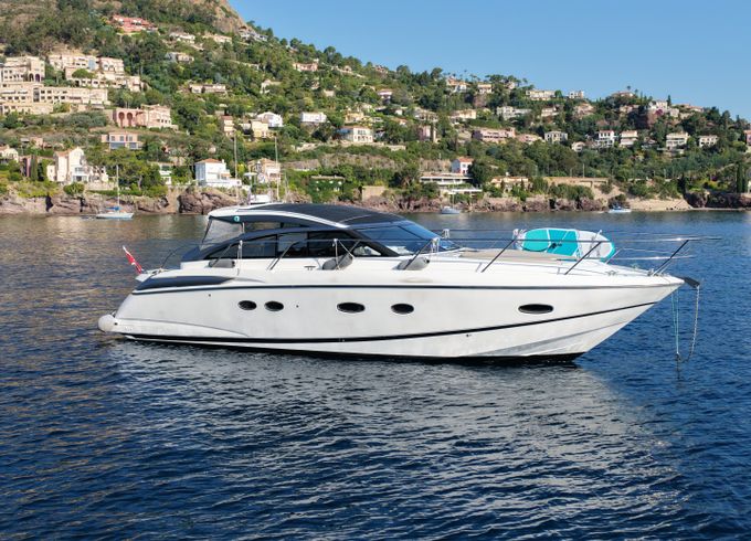 Princess V42