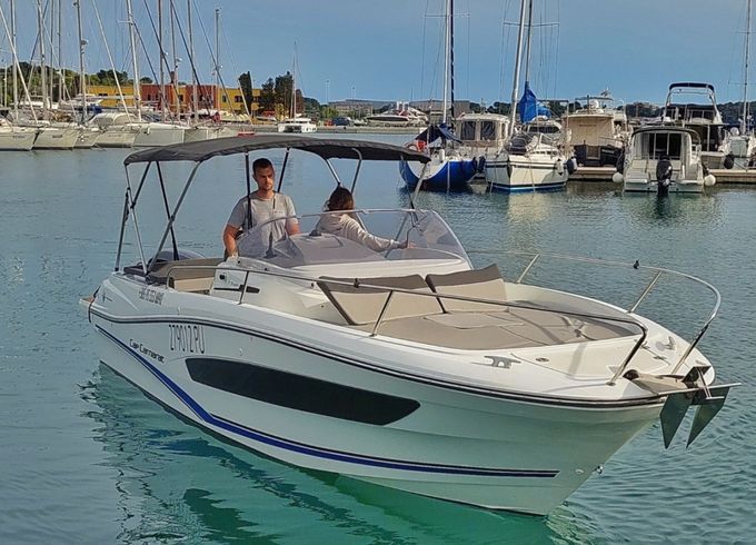 Jeanneau Cap Camarat 7.5 WA Serie 2