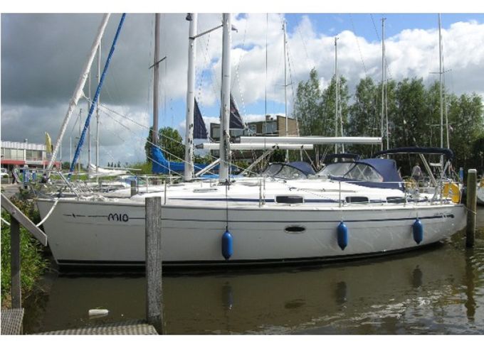Bavaria Cruiser 37