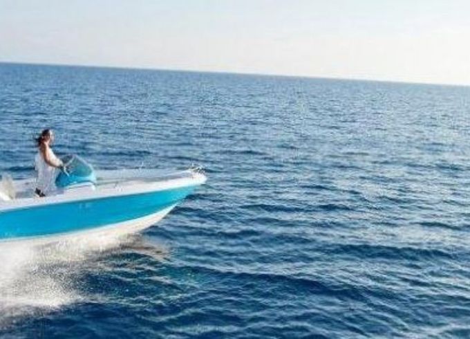 Sessa Marine Key Largo One
