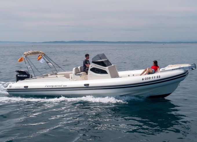 Capelli Tempest 900