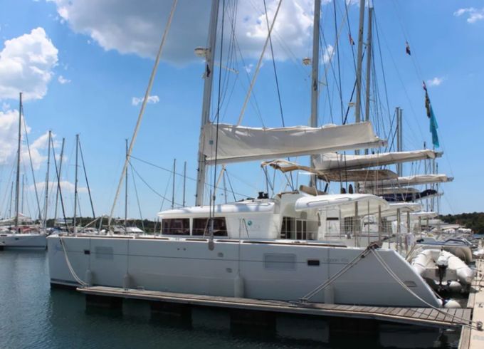 Lagoon 450