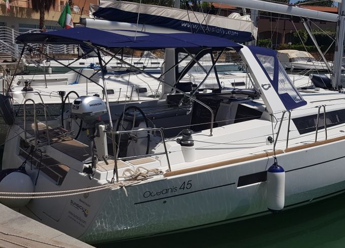 Bénéteau Oceanis 45