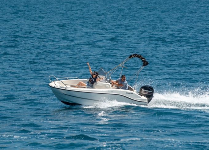 Quicksilver Activ 455 Open