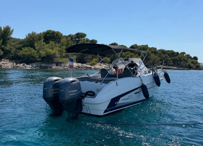 Bénéteau Flyer 750 Sun Deck