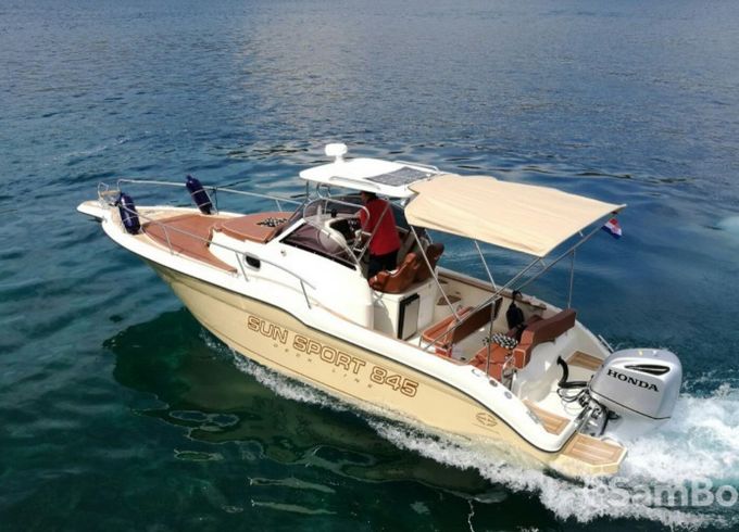 Inmark-Marine Sun Sport 845