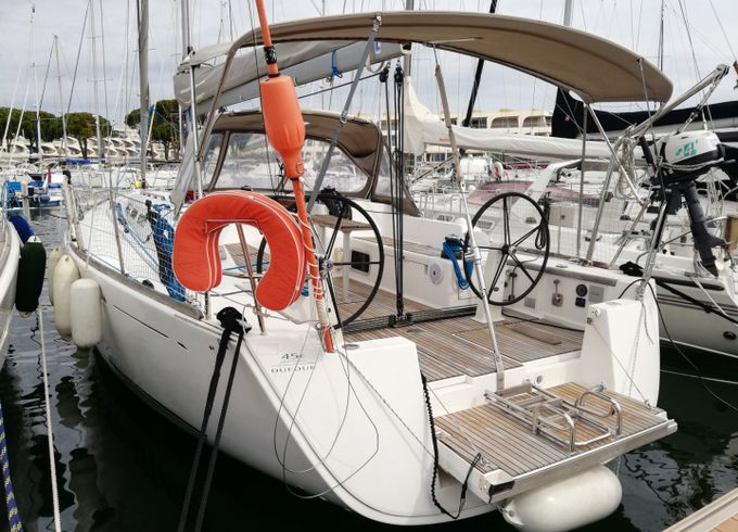 Dufour 45 E Performance