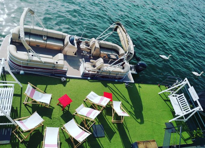 Suntracker Party Barge 24