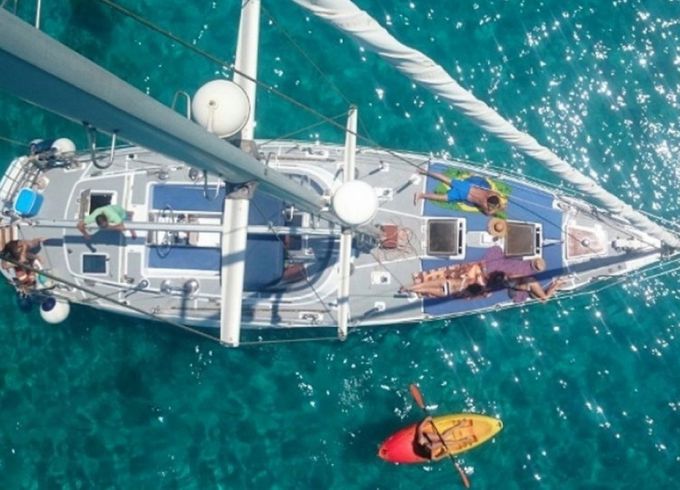 Amica 42