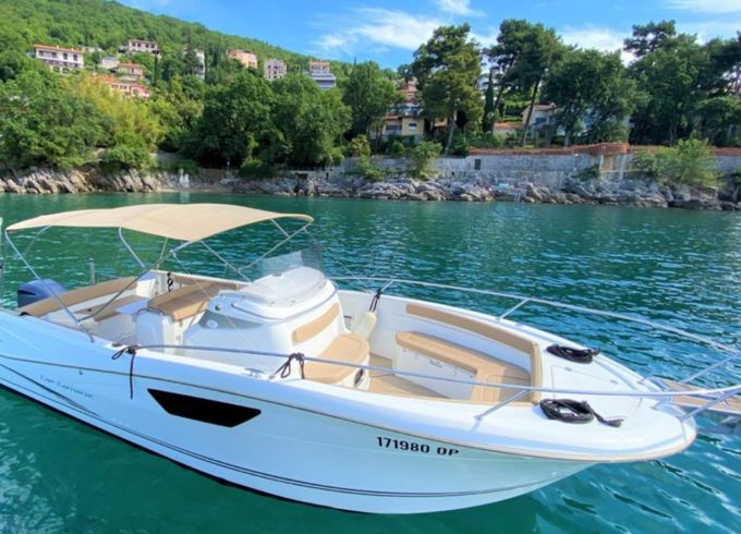 Jeanneau Cap Camarat 8.5 CC