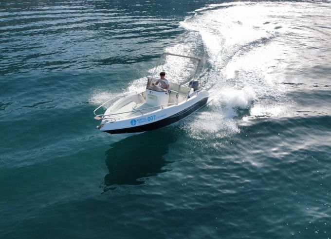 Prestige One 20