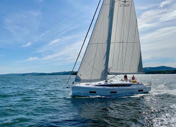 Bavaria C42