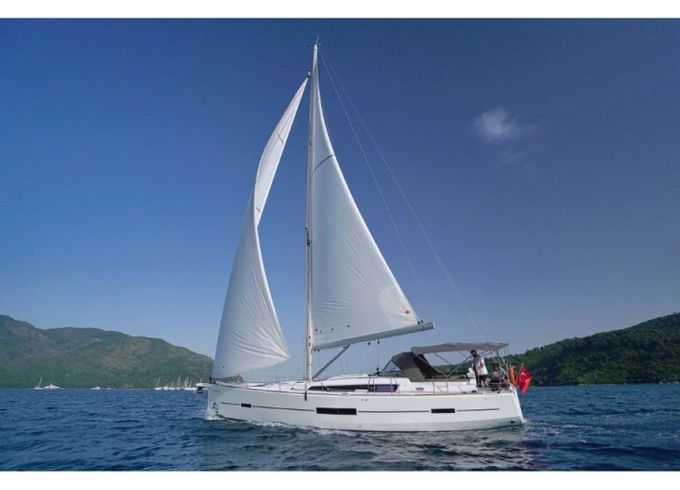 Dufour 520 Grand Large