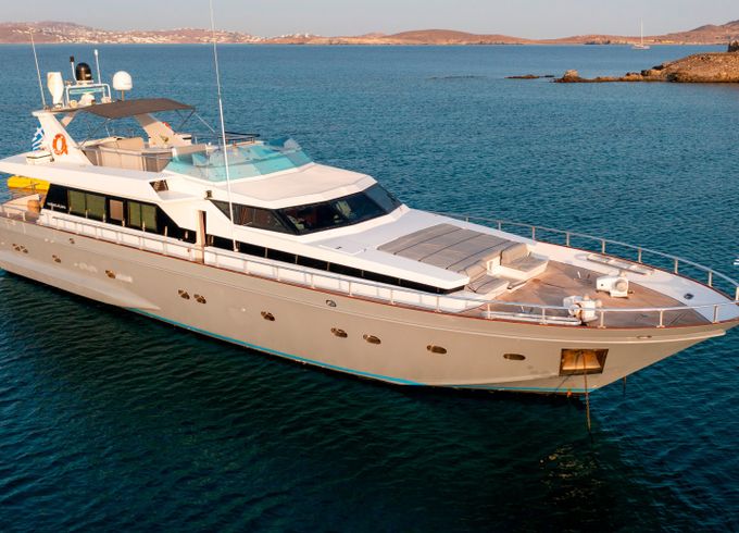 Cantieri Akhir 27