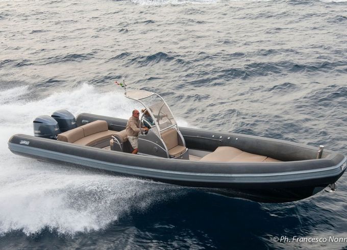 Sea Water 300 PHANTOM