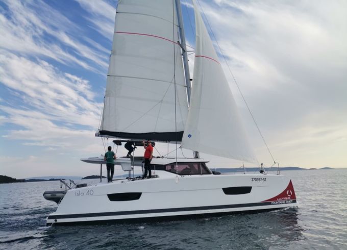 Fountaine Pajot Isla 40