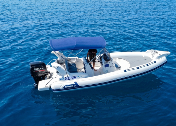 Marlin Boat 21