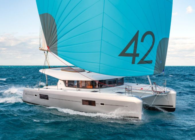 Lagoon 42