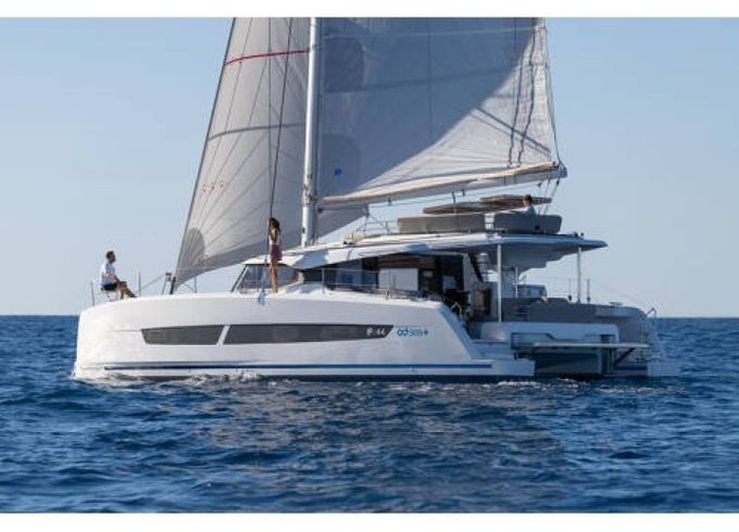 Fountaine Pajot New 44