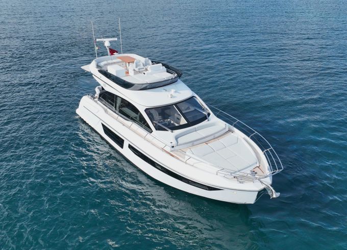 Azimut 53 Fly