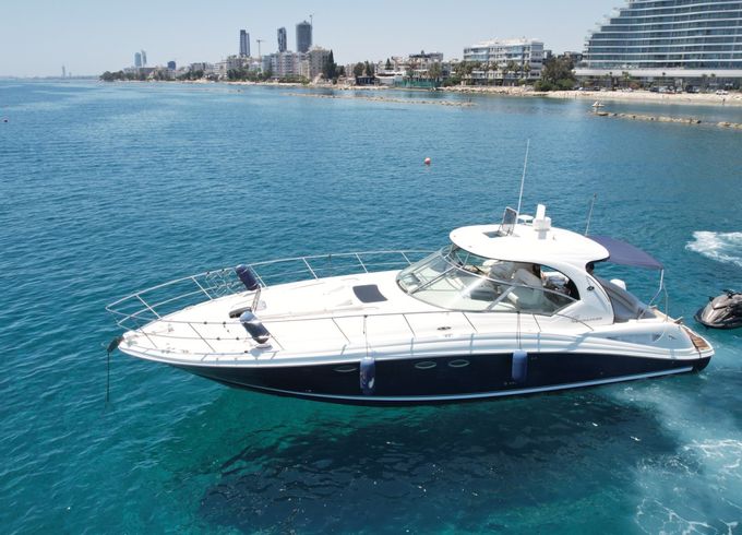 Sea Ray 455 Sundancer