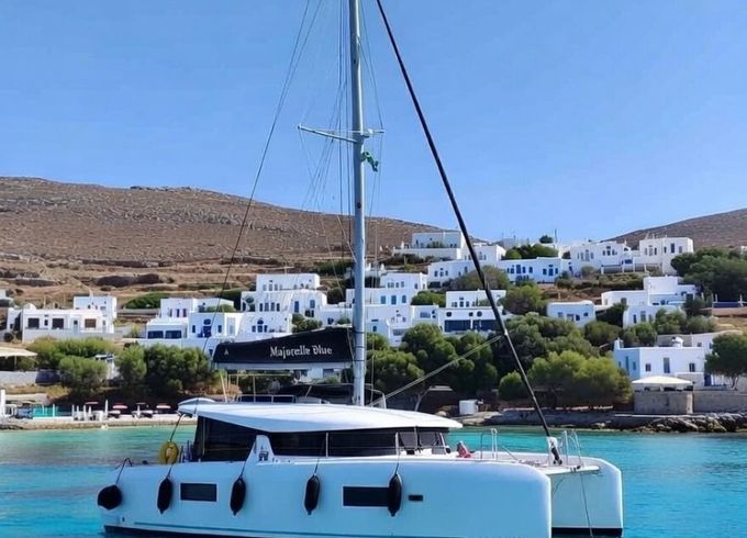 Lagoon 42