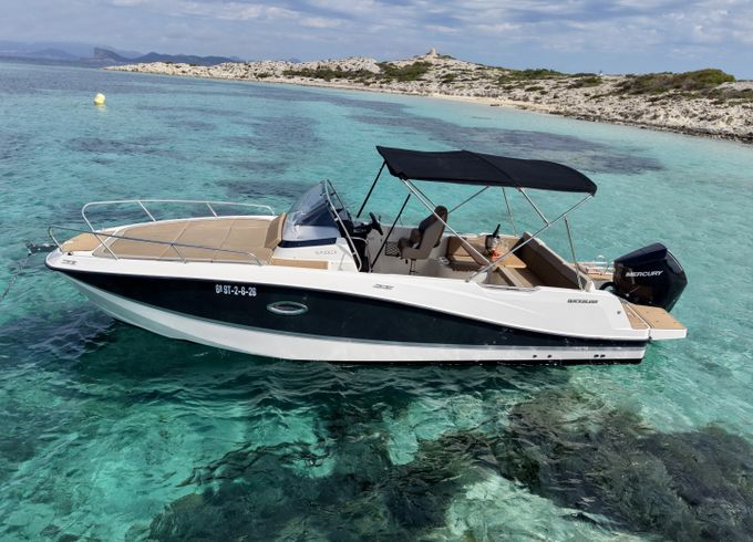 Quicksilver Activ 755 Sundeck