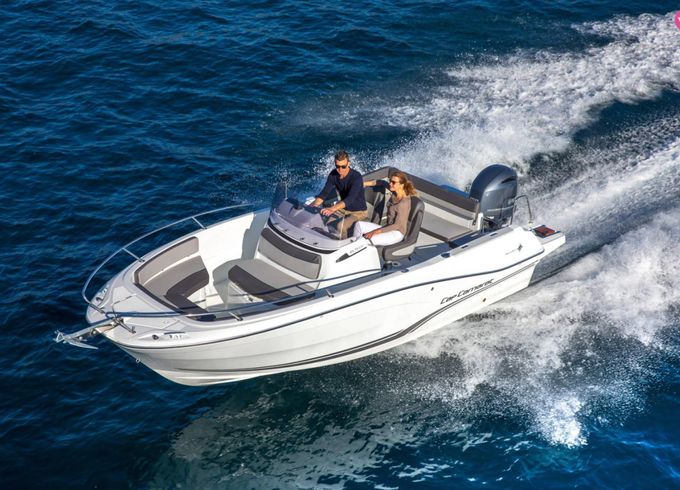Jeanneau CAP CAMARAT 6,5 CC Style