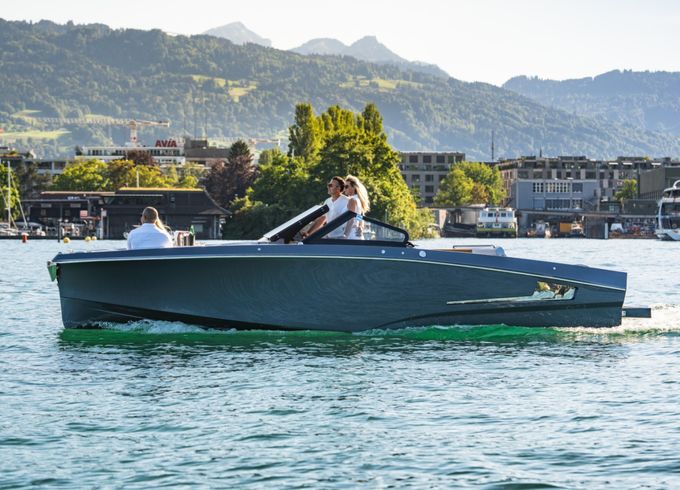 GANZ Boats Ovation 7X