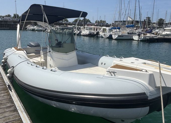 Capeli Tempest 770