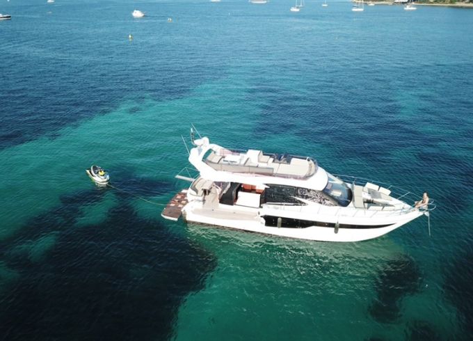 Galeon 500 Fly