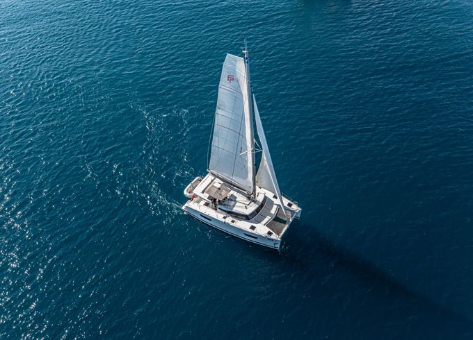 Fountaine Pajot Lucia 40