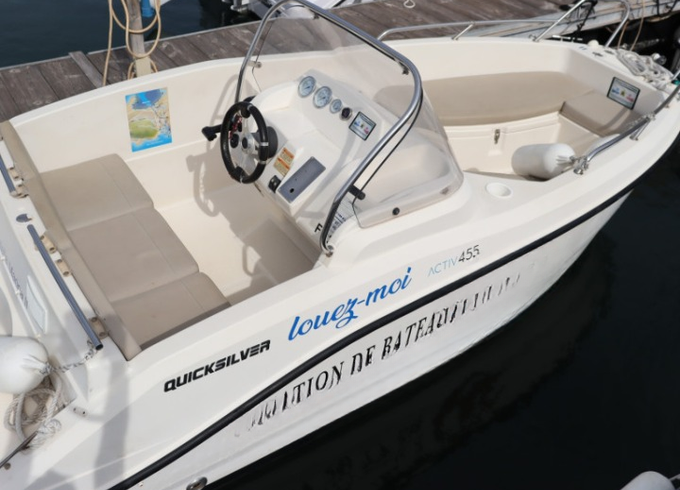 Quicksilver Activ 455 Open